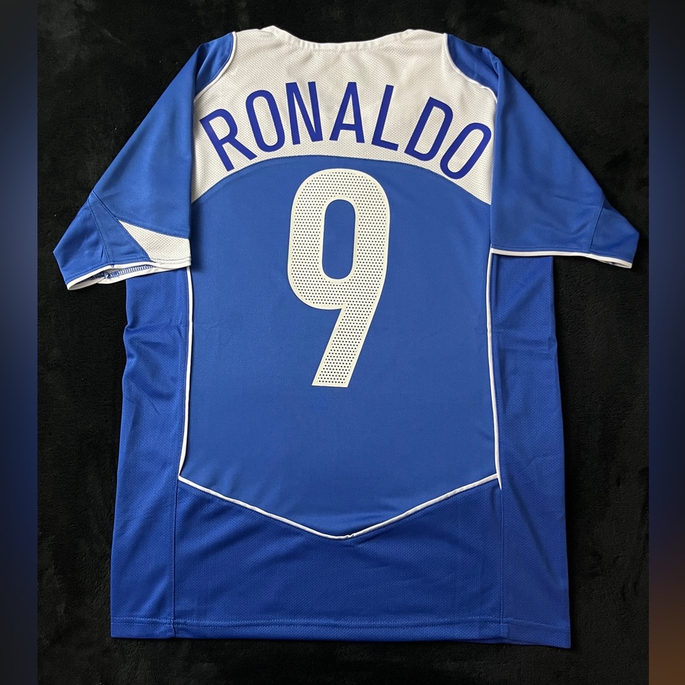 Ronaldo #9 Brazil Away Blue 2004 Retro Soccer Jersey 2006 Slim Fit